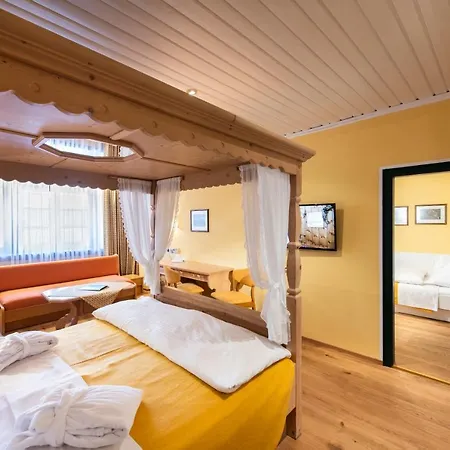 Hotel Cavallino Bianco - Weisses Roessl Innichen